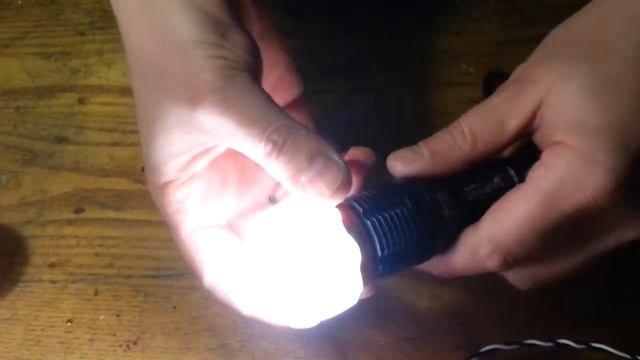 как фонарик превратить в светильник. смотреть онлайн