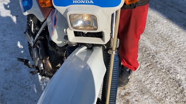 Видео запуска Honda XLR 250 R смотреть онлайн