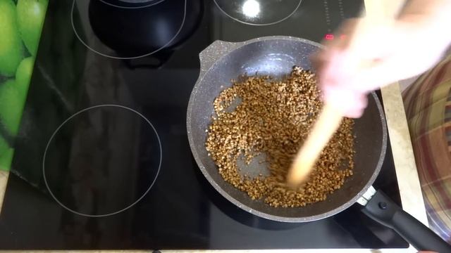 ВКУСНАЯ РАССЫПЧАТАЯ ГРЕЧНЕВАЯ КАША С ФАРШЕМ смотреть онлайн