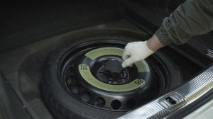 Замена аккумулятора на Audi A4 TFSI 2.0i 2009 год