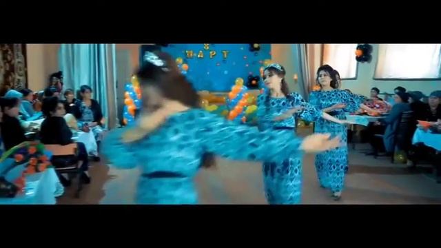 Школа №17. День матери смотреть онлайн