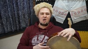 На сколько голосов он спел? Да и сыграл на всём терские частушки! ДУСЯ - МАРУСЯ