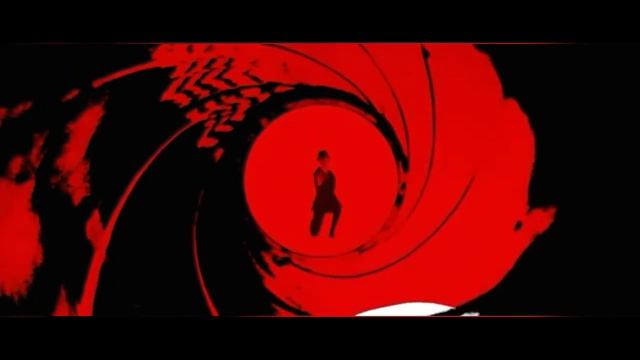 George Lazenby - James Bond 007 - In A View To A Kill Gunbarrel. смотреть онлайн