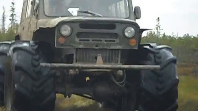Самодельный вездеход.Болотом.AVI смотреть онлайн
