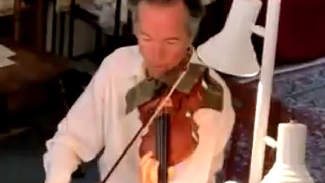 Mazas Etude #63 violinist Bernard Chevalier смотреть онлайн