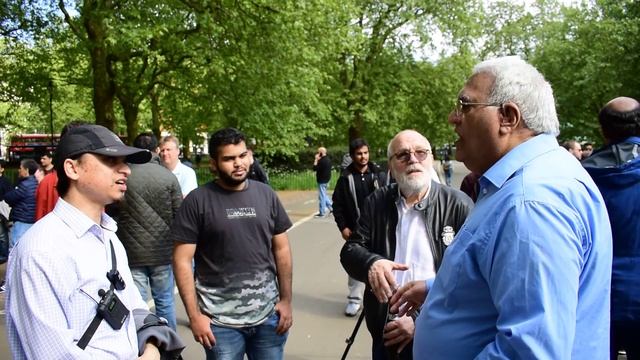 Results of Ignorance? Mansur Vs Atheist | Speakers Corner | Hyde Park смотреть онлайн