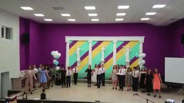 Вальс на выпускном хореографического отделения ДШИ г.Нурлат *Подснежники * 21.05.21 смотреть онлайн
