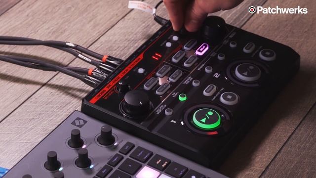 Hardware Performance Tips: DJ Transition Trick and Stutter FX смотреть онлайн