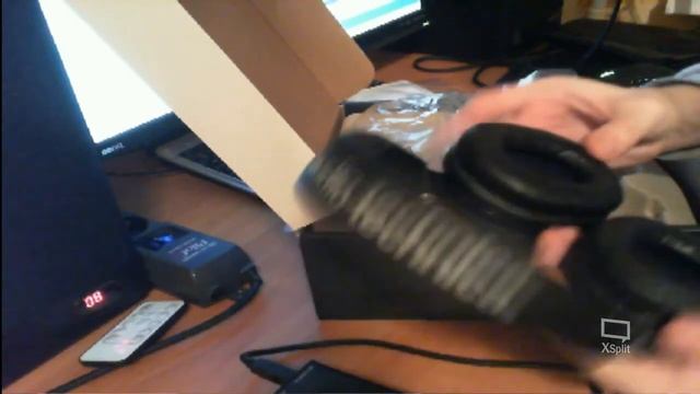 Unboxing Audio-Technica ATH-M50x. Я и Анна Премьера делимся впечатлениями. смотреть онлайн