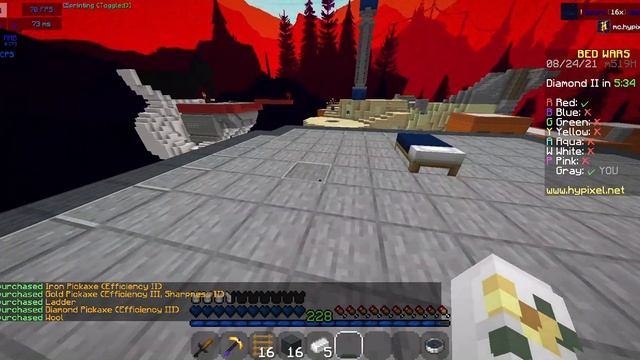 Breaking Unbreakable Blocks in Bedwars (ladder glitch) смотреть онлайн