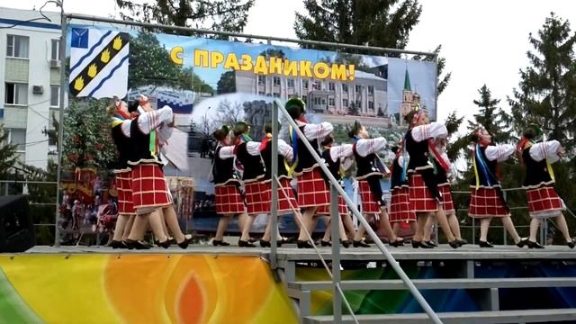 «Украинский танец» ансамбль народного танца «Кружевница» РДК п. Степное Советского района смотреть онлайн