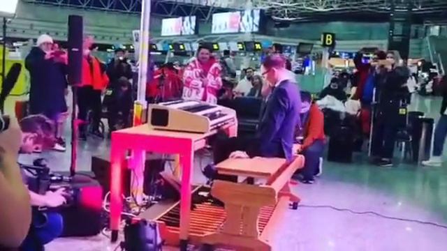 Приятное с полезным: в Сочи авиапассажиры ожидают рейсы под звуки органа