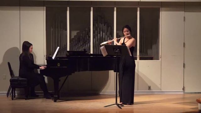 Dutilleux, sonatine for flute and piano смотреть онлайн