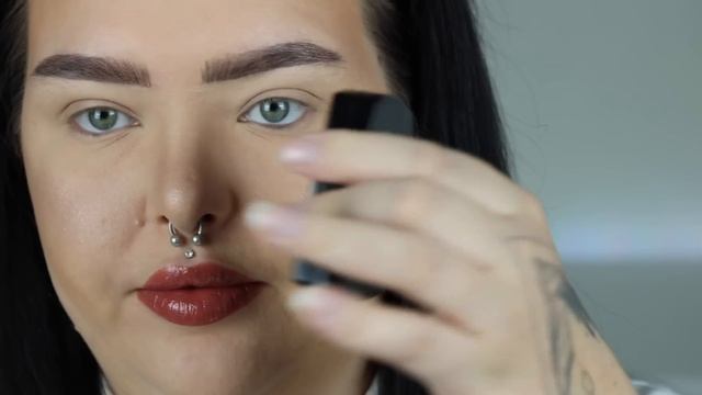Худшее от любимого бренда: Chanel. Новый тон, и пластмассовая пудра смотреть онлайн