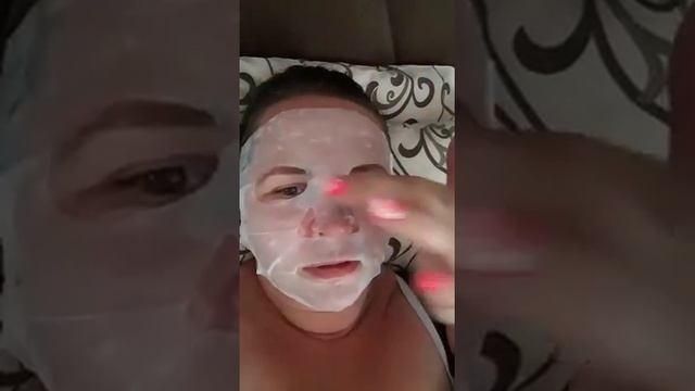 Тестируем тканевую маску от Фаберлик. смотреть онлайн