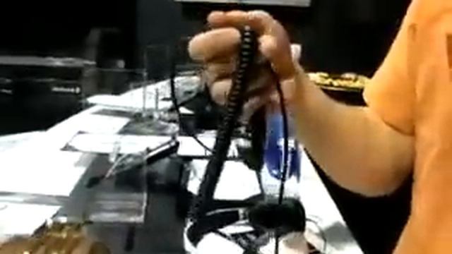 Skullcandy Demo at the 2010 Consumer Electronic Show in Vegas смотреть онлайн