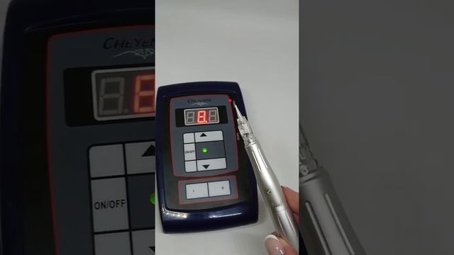Аппарат для татуажа Intelligent Simple Germany набор с картриджами и блоком Шаен смотреть онлайн