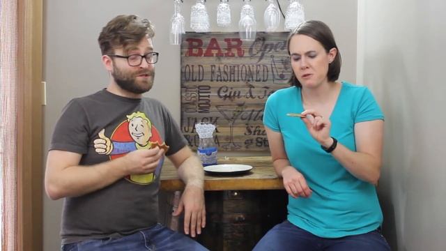 Lidl Carmel Stroopwafel Review!