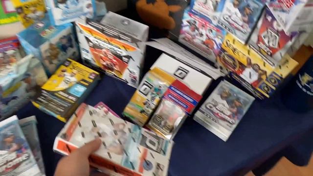 INSANE SPORTS CARD RESTOCK! NEW 2021 BOWMAN CHROME OPTIC AND DONRUSS IN STOCK! смотреть онлайн