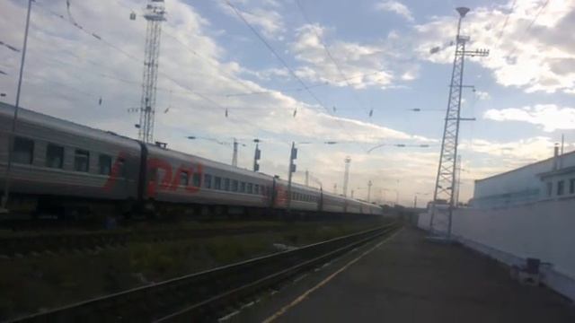 ЧМЭ3-2111 маневрирует по станции Киров-пассажирский смотреть онлайн