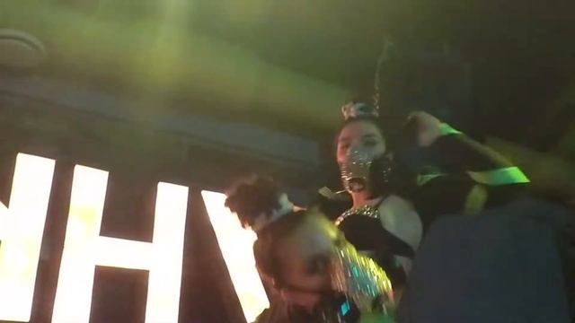 Клубное шоу в эпатажном стиле Go-Go dance. Lova-Lova Show Ростов смотреть онлайн
