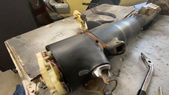 Restoring a 1971 AMC Gremlin X - Part 4 - Finding the Correct Steering Column? смотреть онлайн