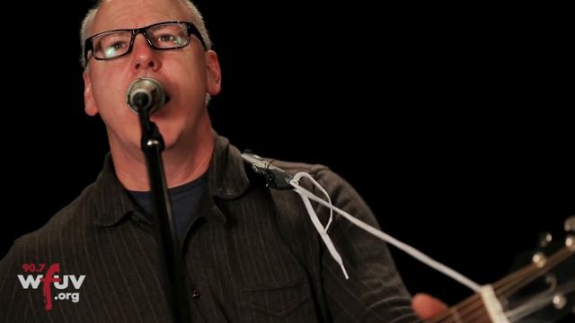 Greg Graffin - "Millport" (Live at WFUV) смотреть онлайн