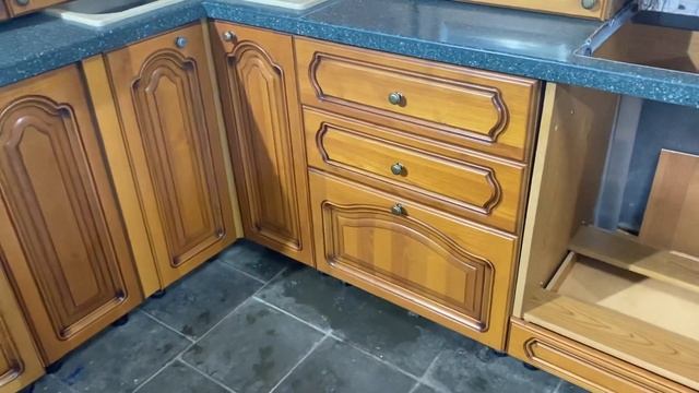 Кухонный гарнитур фасад массив смотреть онлайн