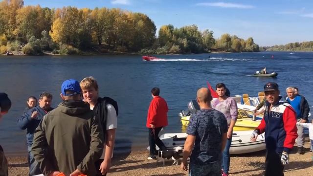 Гонки на лодках в Уфе. Водно-моторный слалом 24 сентября 2016 смотреть онлайн