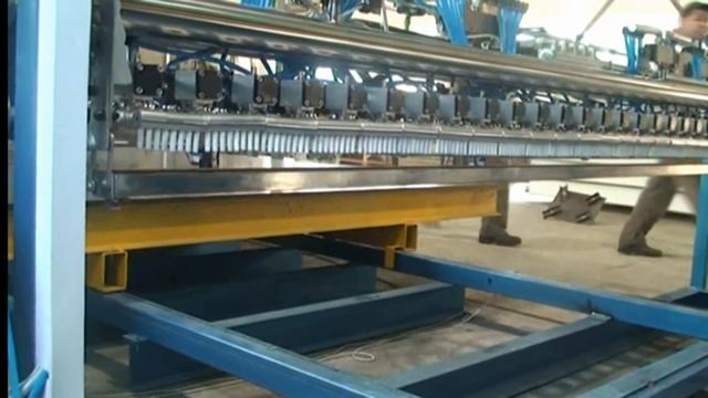 Линия для изготовления автофургонных сэндвич - панелей МКМ 8000 смотреть онлайн