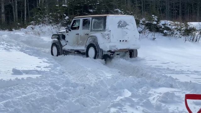 Покатушка на озеро Раскопанное, Сахалин. 2.01.2021. Уаз патриот, Toyota Tacoma, Jeep Wrangler. смотреть онлайн