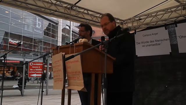 "Rezitation bei Regenwetter" / "Kleines Marschliedchen" Erich Kästner смотреть онлайн