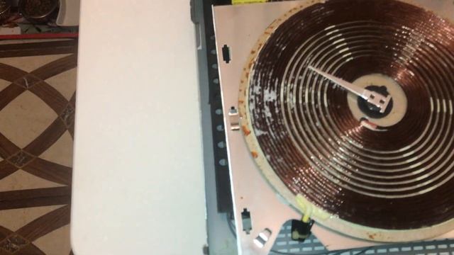 Разобрал индукционную варочную панель Electrolux, ищу поломку. смотреть онлайн