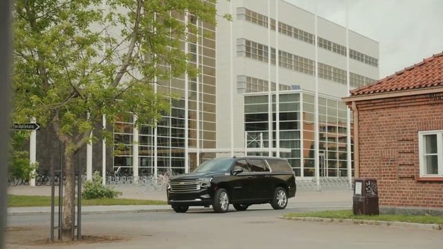 CADILLAC Escalade ESV / Chevrolet Suburban & Tahoe NEW смотреть онлайн