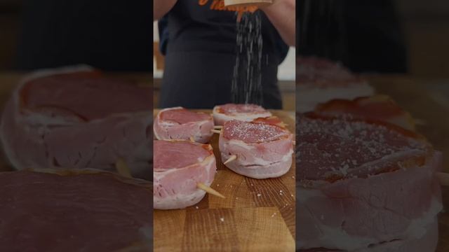 Медальоны с соусом из голубого сыра ? #редмонд #redmond #гриль #рецептыдлягриля смотреть онлайн