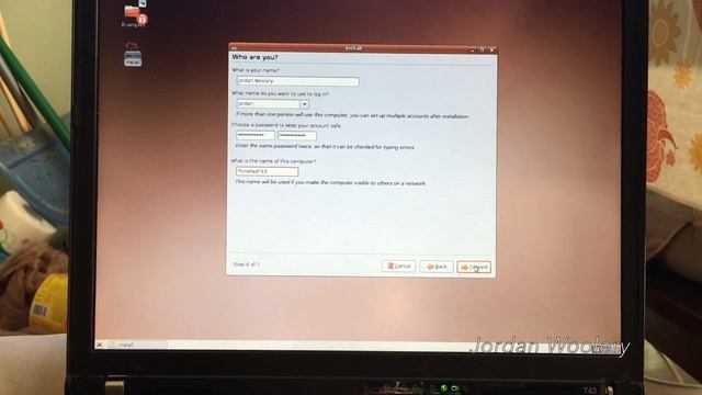 Ubuntu 7.04 