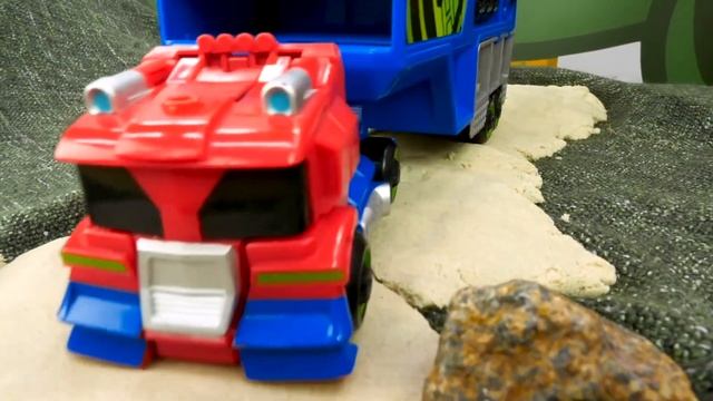 Бамблби в видео сборнике - Автоботы и Вторжение Десептиконов! - Игры битвы роботов Трансформеров смотреть онлайн