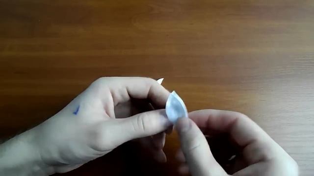 как сделать из бумаги маленькую снежинку видео объемные снежинки смотреть онлайн