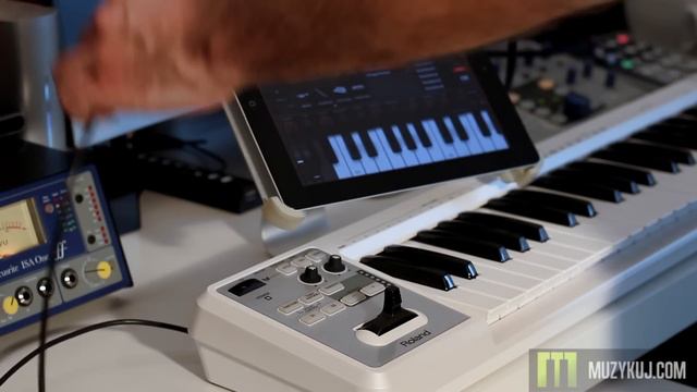 ROLAND PORADNIK Jak podłączyć Roland A-49 do iPad'a смотреть онлайн