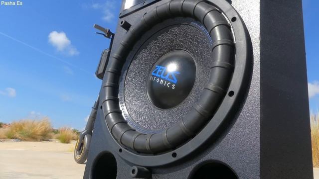 ДЕРЗКИЙ ZEUS ZRX15D2 ОТ HIFONICS НА ТЕСТЕ смотреть онлайн
