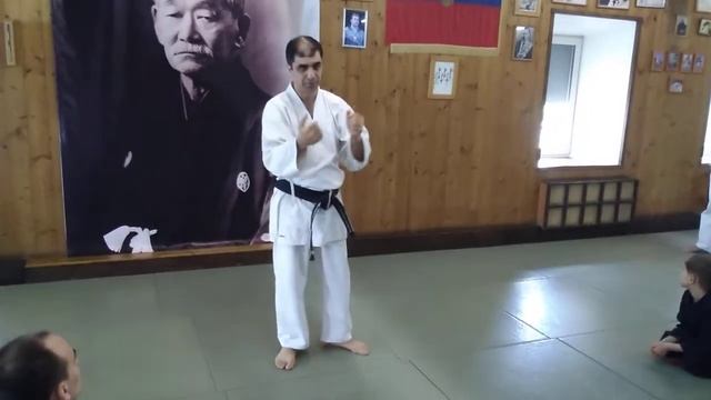 Shotokan karate Sensei Arutyunyan 6 dan /Breathing in kata Shotokan смотреть онлайн