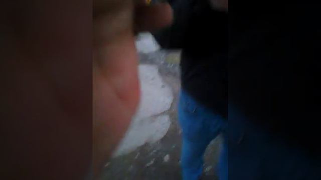 Очень тупой алкаш !!!