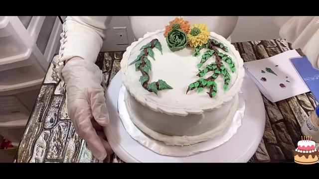 DIY Piping leaves with Buttercream смотреть онлайн