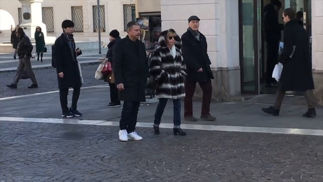 как одеваются в Италии весной смотреть онлайн