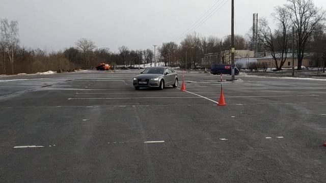 Презентация инструктора по вождению автомобиля Владимира Николаевича смотреть онлайн