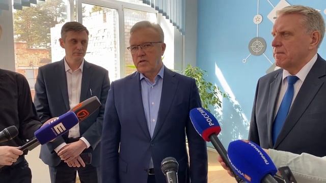 Губернатор края Александр Усс о перспективах ЗМК в Назарово смотреть онлайн