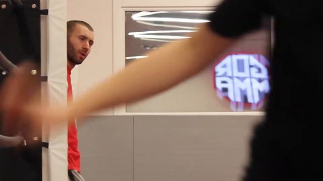 Алан Дедекгаев - тренер по капоэйра и кроссфиту смотреть онлайн