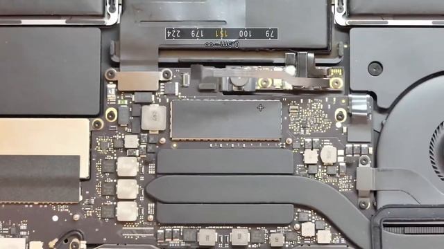 Flickering screen macbook pro 2017 - Blinking screen смотреть онлайн