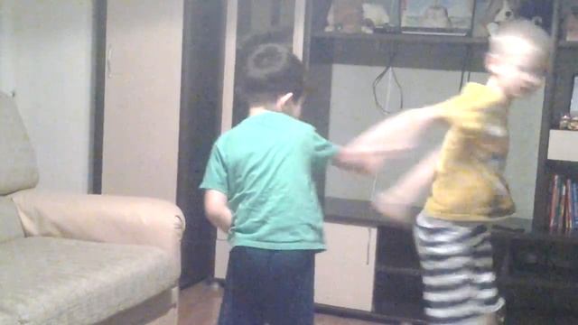 Живая сталь 2 смотреть онлайн