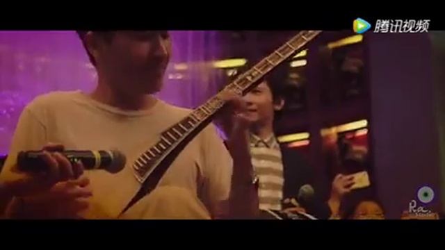 деспасито despasito парень нереально играет на балалайке))) смотреть онлайн